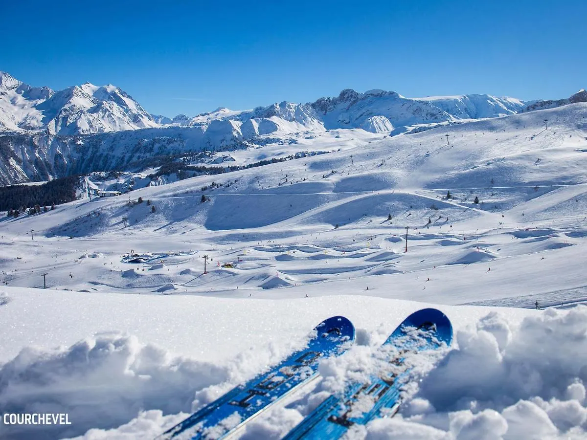 Appartement Skis Aux Pieds, 6 Pers, 2 Pieces Cabine, Balcon, La Tania - Fr-1-182A-7 Courchevel Apartment